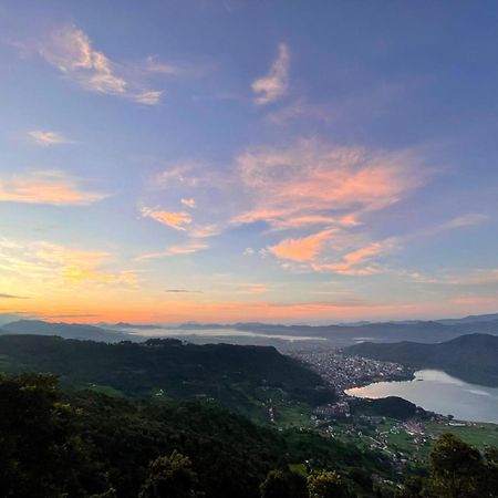 Hom'S Homestay & Farmstay Sarangkot Pokhara Eksteriør billede