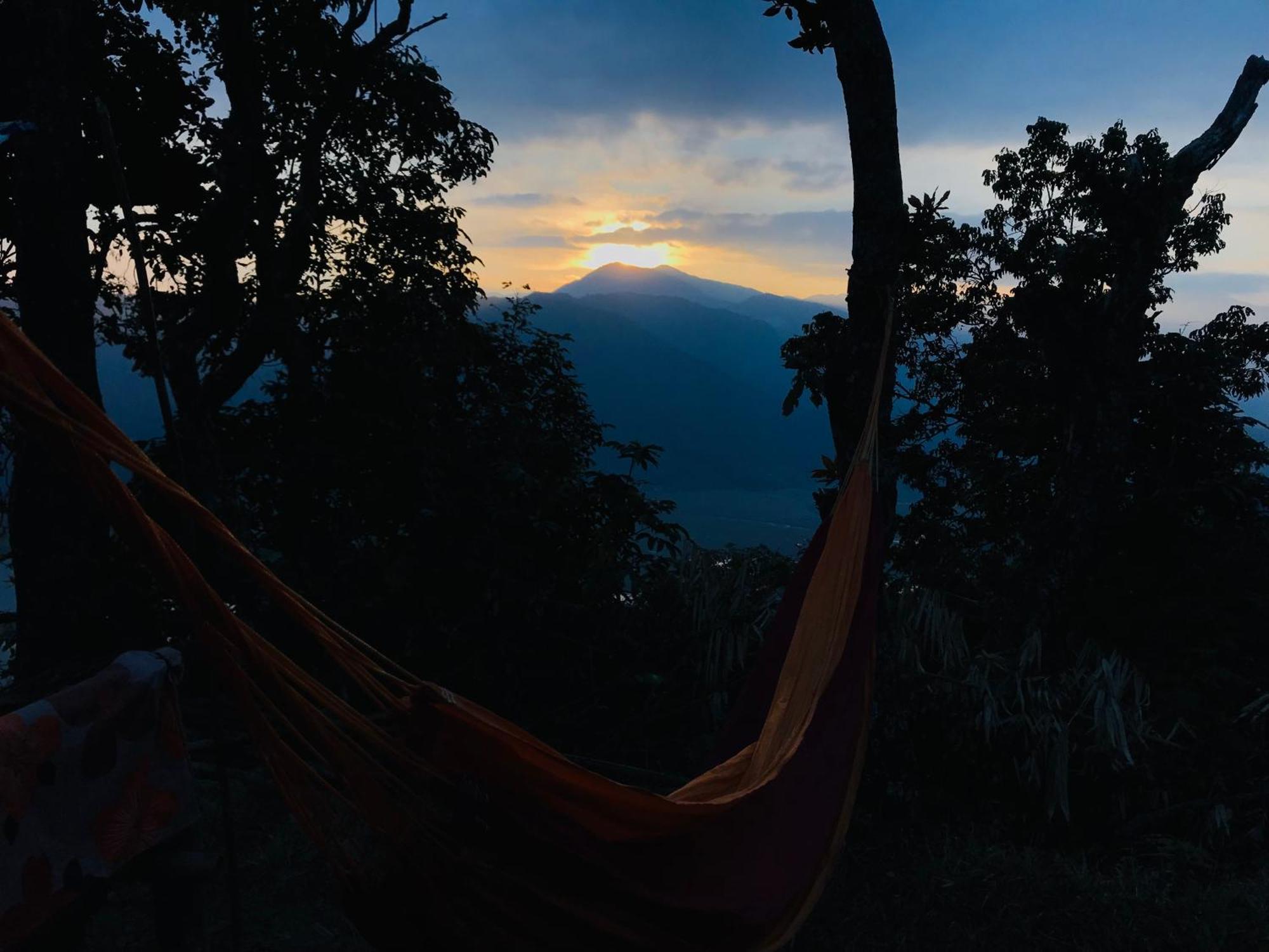 Hom'S Homestay & Farmstay Sarangkot Pokhara Eksteriør billede