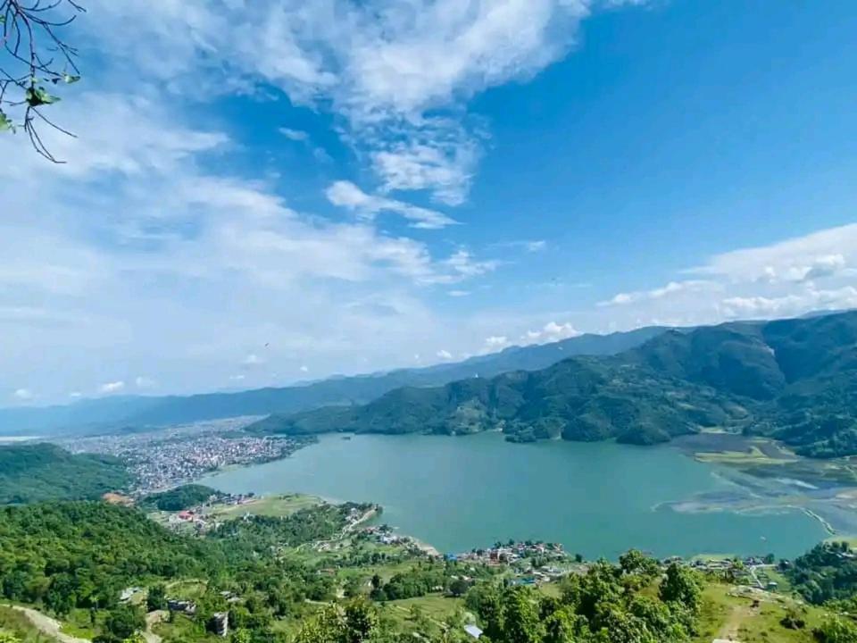 Hom'S Homestay & Farmstay Sarangkot Pokhara Eksteriør billede
